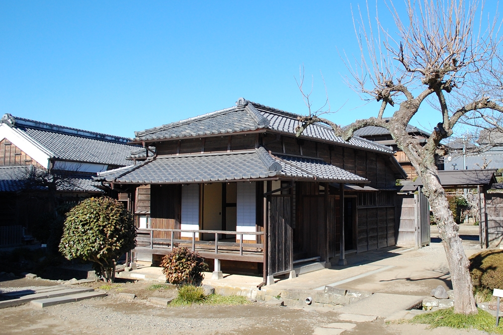 店舗は伊能忠敬が婿入りする前に建てられたもの。屋敷は昭和20年まで、伊能家の住居として使用されていた