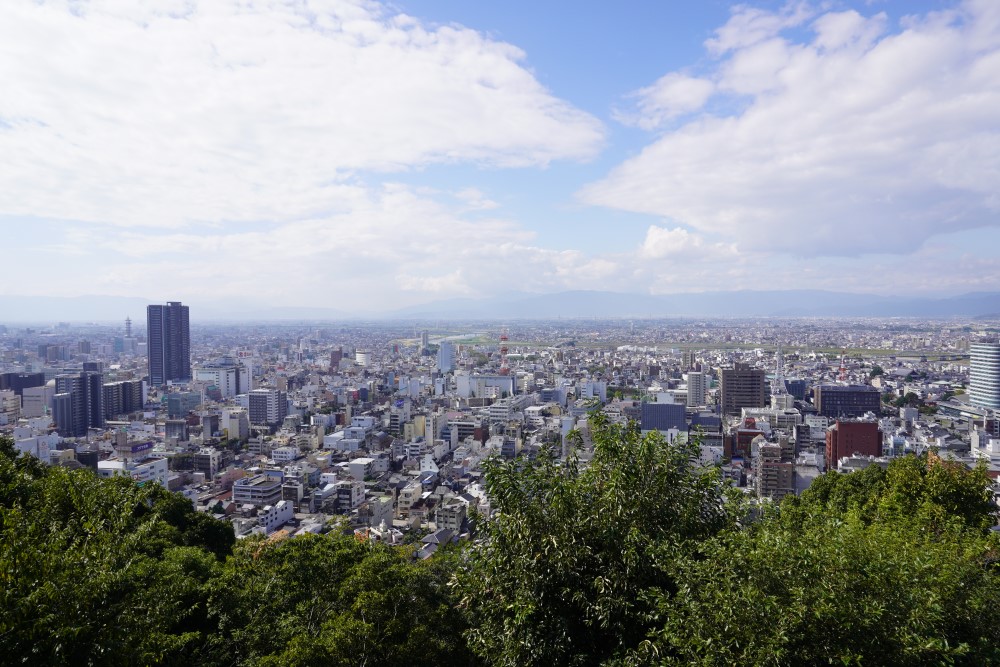 水道山展望台から見下ろす岐阜市街地の景色